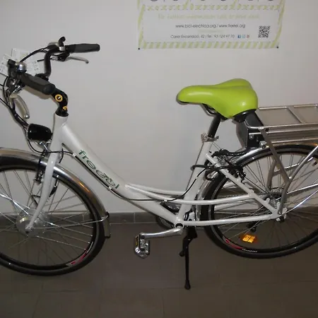 Bedcelona Gracia אכסניה ברצלונה
