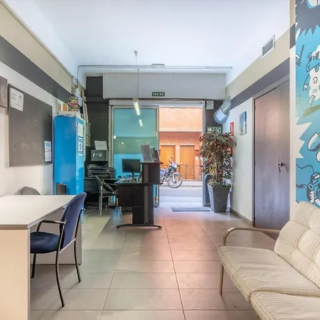 Bedcelona Gracia Hostel Хостел