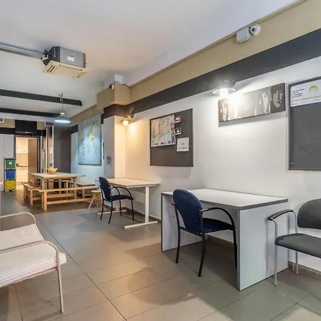 Bedcelona Gracia Hostel Барселона