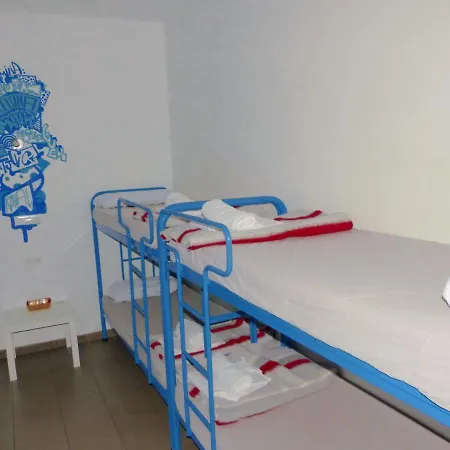 Bedcelona Gracia Hostel Хостел