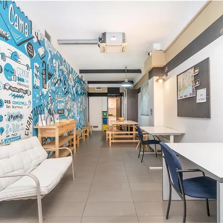 Хостел Bedcelona Gracia Hostel *