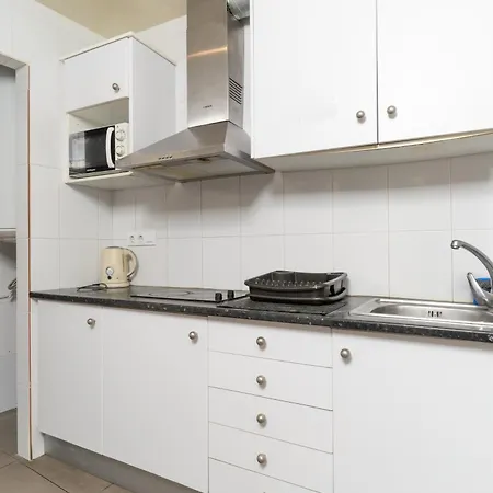 Хостел Bedcelona Gracia Hostel
