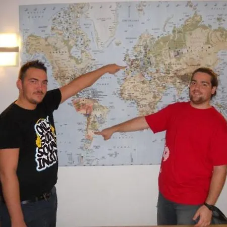 Bedcelona Gracia Hostel Хостел