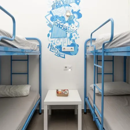 Bedcelona Gracia Hostel Хостел Барселона