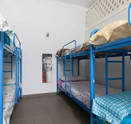 Bedcelona Gracia Hostel Хостел Барселона