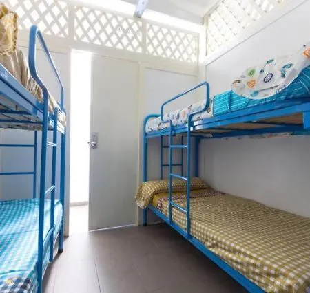 Хостел Bedcelona Gracia Hostel *
